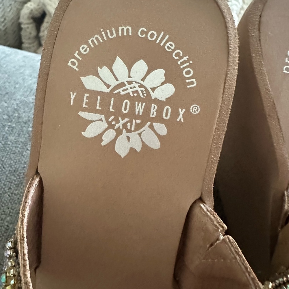 Yellow Box Tan and Gold Wedge Sandals - Picture 4 of 6